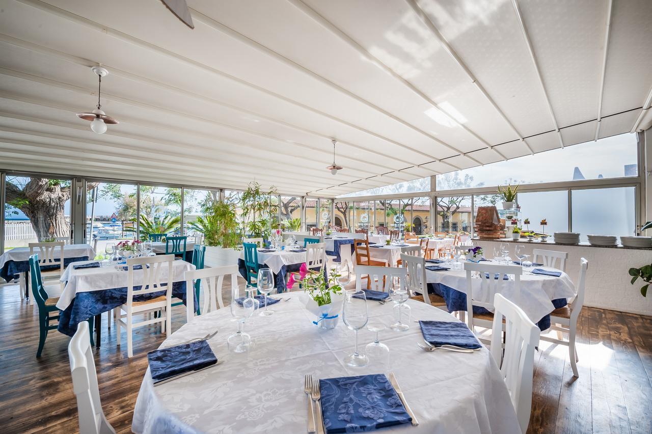 Hotel Il Porto Casal Velino Extérieur photo